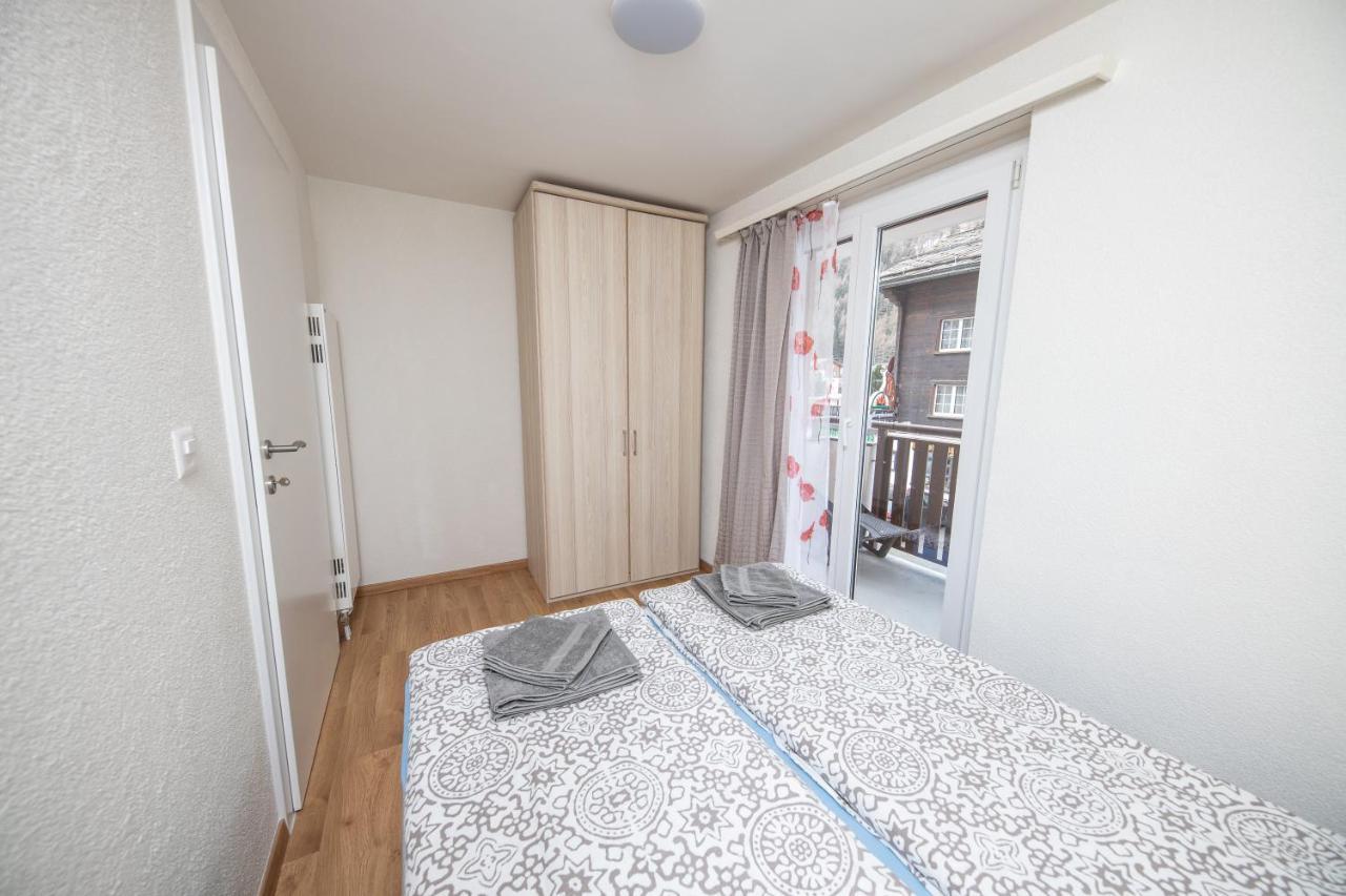 Haus Astoria Apartment Saas-Grund Bagian luar foto