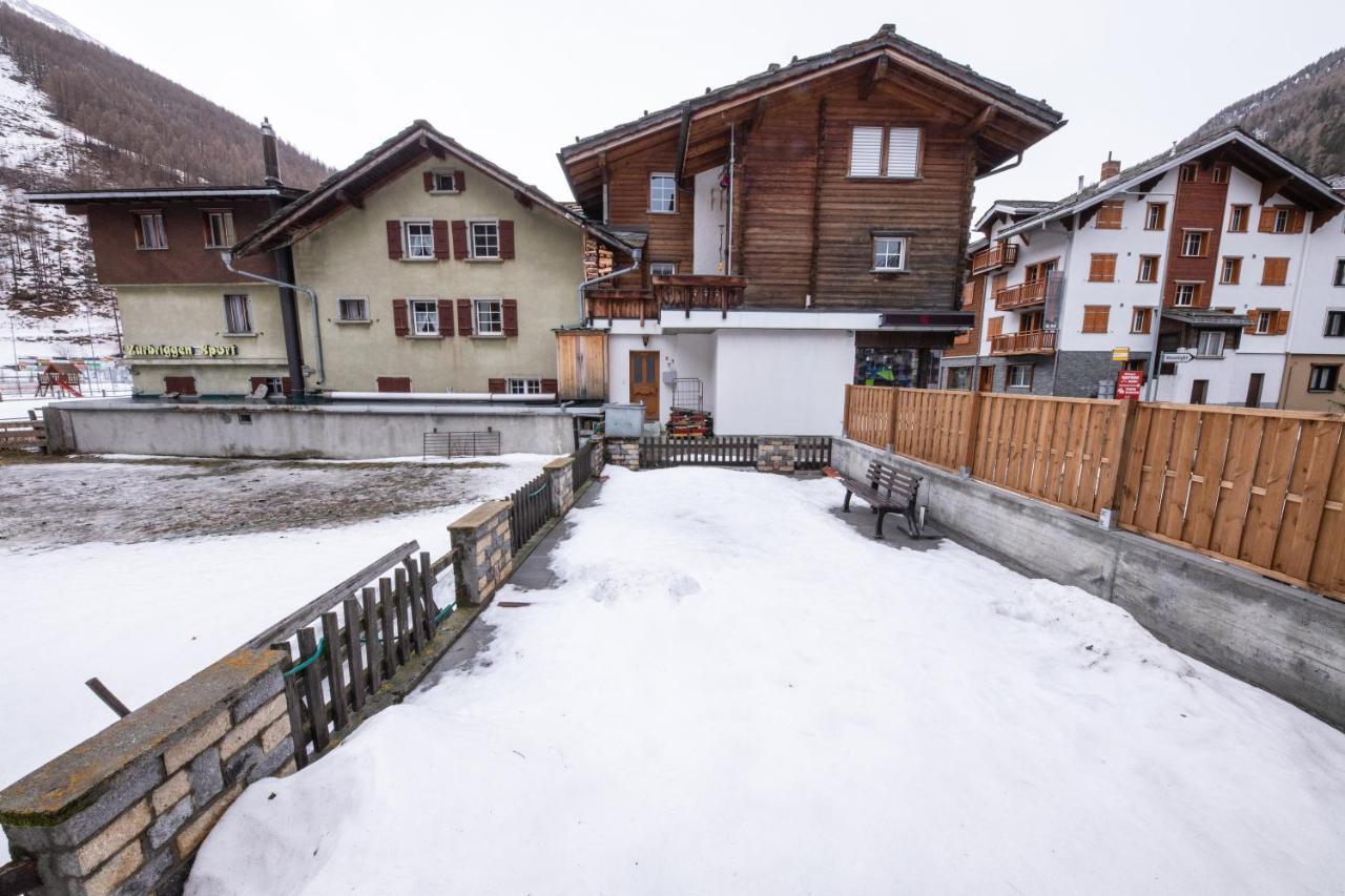 Haus Astoria Apartment Saas-Grund Bagian luar foto