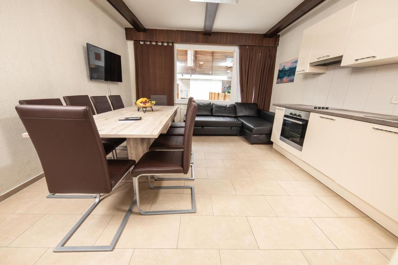 Haus Astoria Apartment Saas-Grund Bagian luar foto