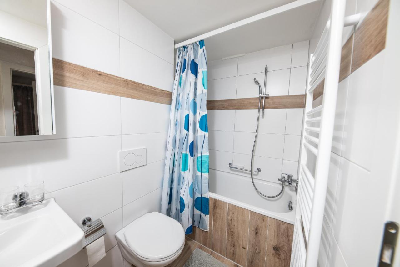 Haus Astoria Apartment Saas-Grund Bagian luar foto