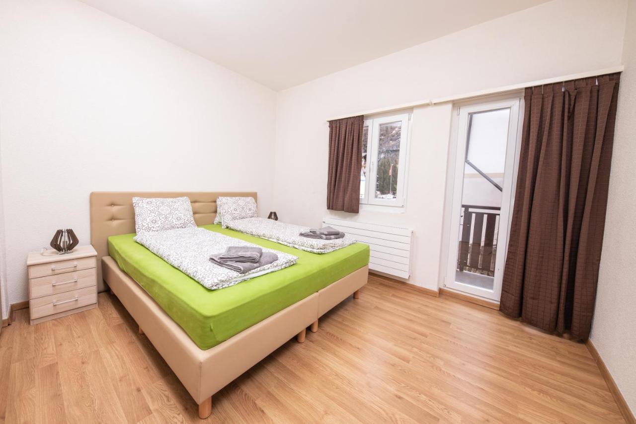 Haus Astoria Apartment Saas-Grund Bagian luar foto